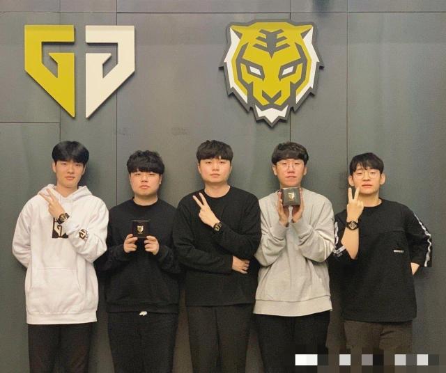 球界深刻的 球界深刻的