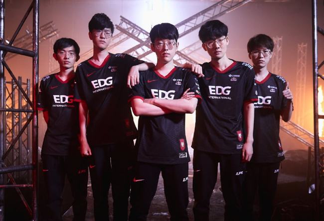 仅仅是一个 仅仅是一个