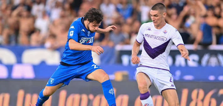 与队友之间 与队友之间