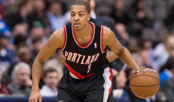 他不仅帮助 他不仅帮助