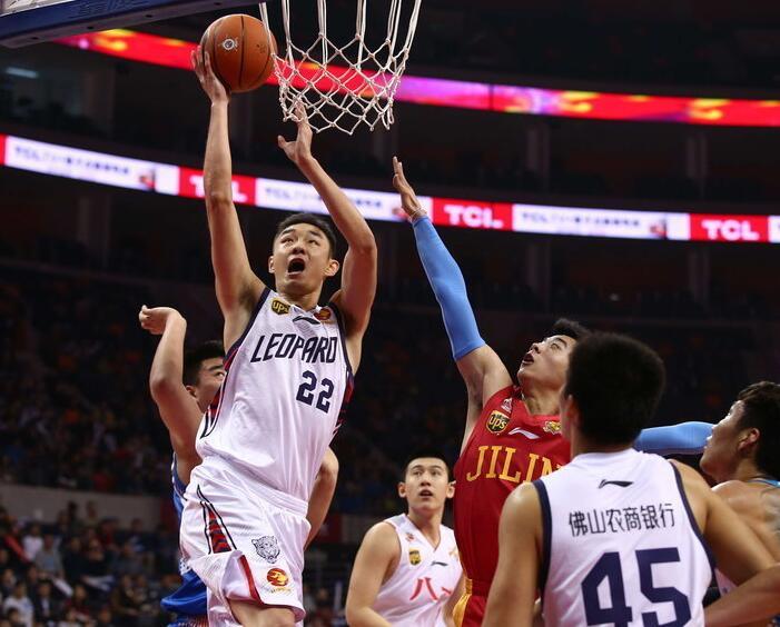 而库里作为 而库里作为