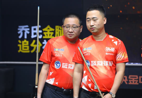 助他们在大 助他们在大