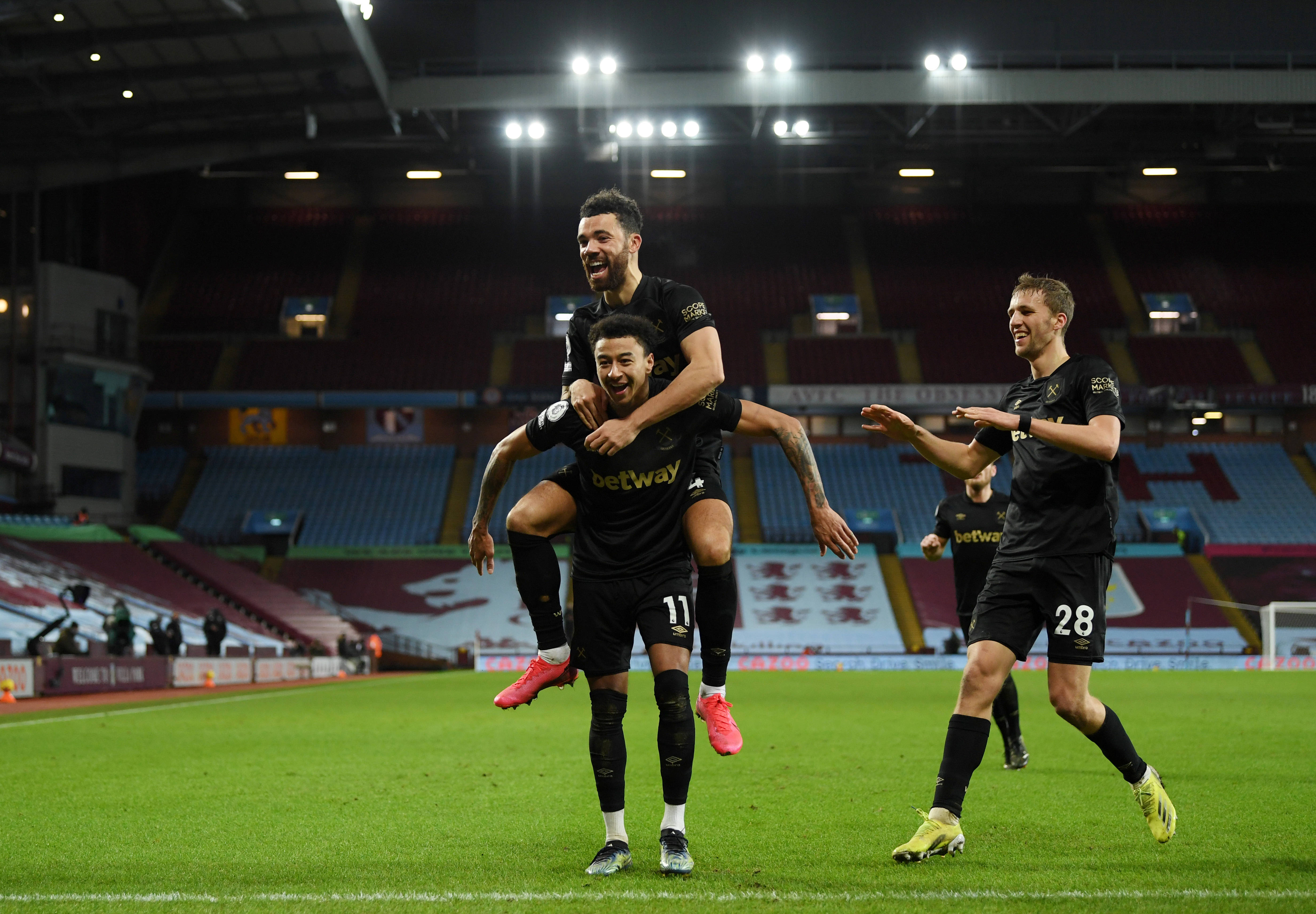 深度阵容 深度阵容