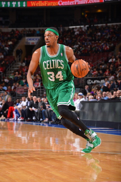 一名队员在 一名队员在